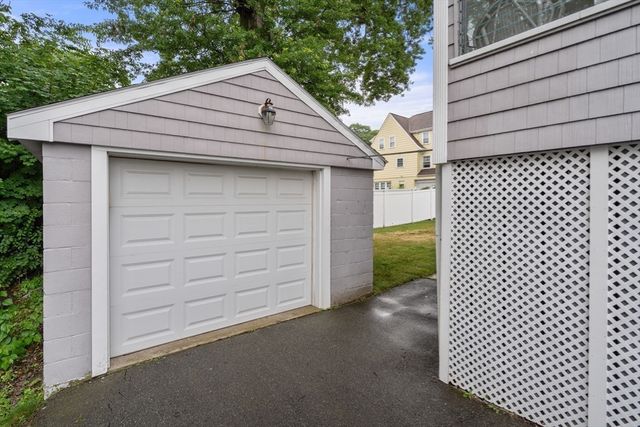 20 Rowe Street, Milton, MA 02186