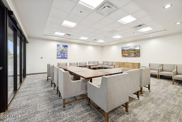 33858 N 69TH Street, Scottsdale, AZ 85266