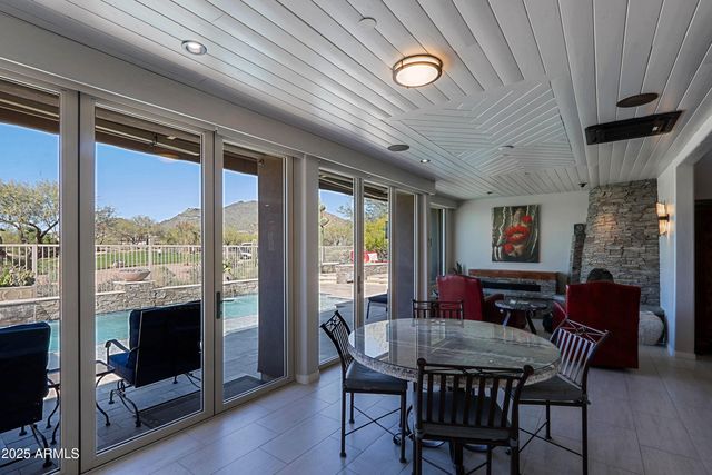 33858 N 69TH Street, Scottsdale, AZ 85266