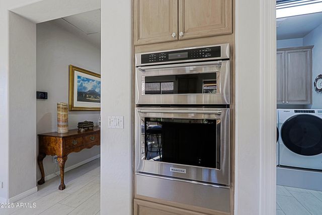 33858 N 69TH Street, Scottsdale, AZ 85266