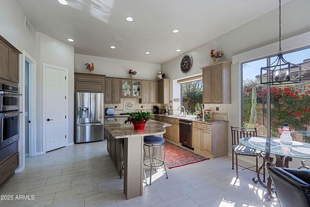 33858 N 69TH Street, Scottsdale, AZ 85266