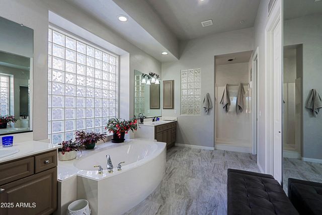 33858 N 69TH Street, Scottsdale, AZ 85266