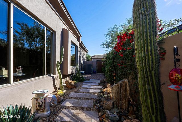 33858 N 69TH Street, Scottsdale, AZ 85266