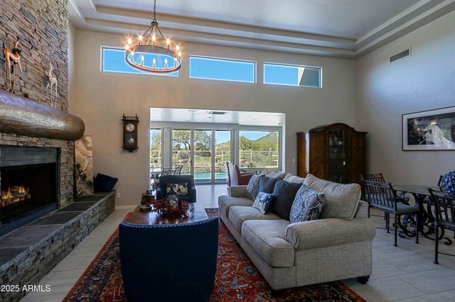 33858 N 69TH Street, Scottsdale, AZ 85266