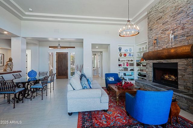 33858 N 69TH Street, Scottsdale, AZ 85266