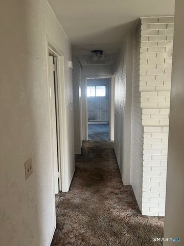 43 Taylor Street, East Hartford, CT 06118