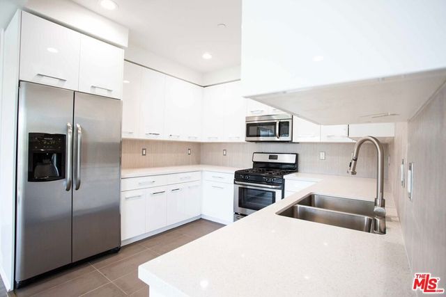 11478 Moorpark Street 102, North Hollywood, CA 91602