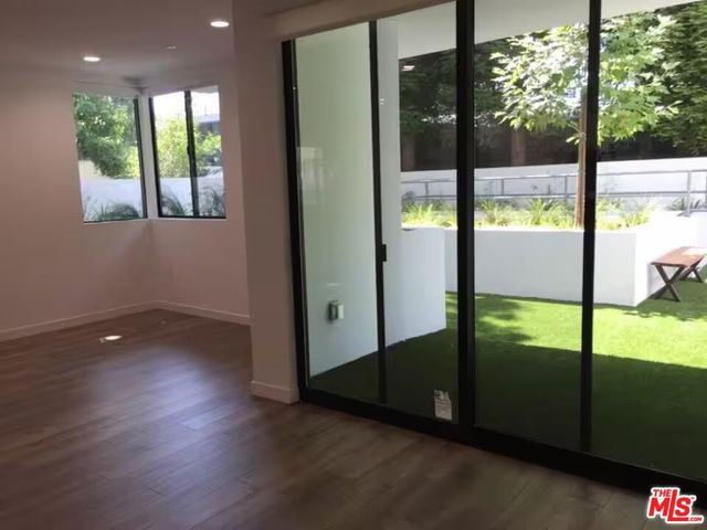 11478 Moorpark Street 102, North Hollywood, CA 91602