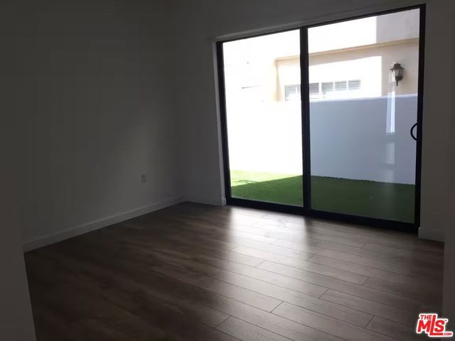 11478 Moorpark Street 102, North Hollywood, CA 91602