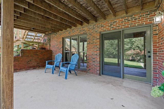 2017 Crystal Bay Court, Seneca, SC 29672