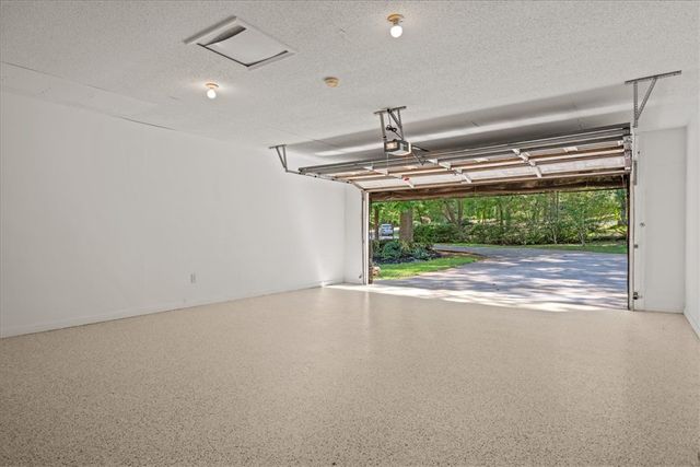 2017 Crystal Bay Court, Seneca, SC 29672