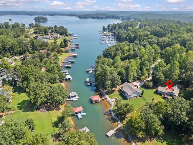 2017 Crystal Bay Court, Seneca, SC 29672