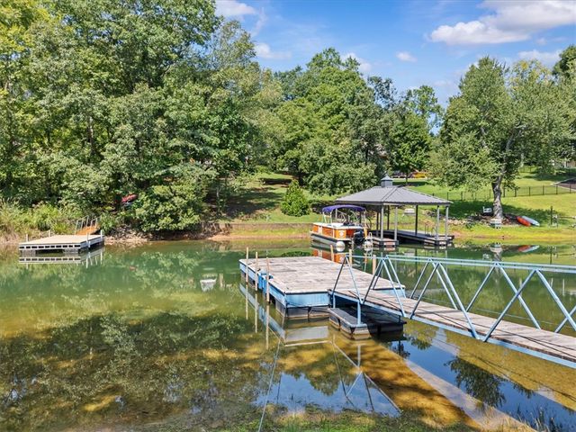 2017 Crystal Bay Court, Seneca, SC 29672