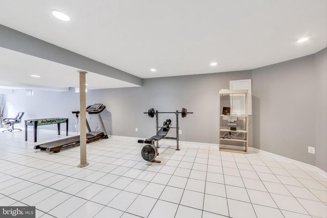 42647 HARRIS ST, Chantilly, VA 20152