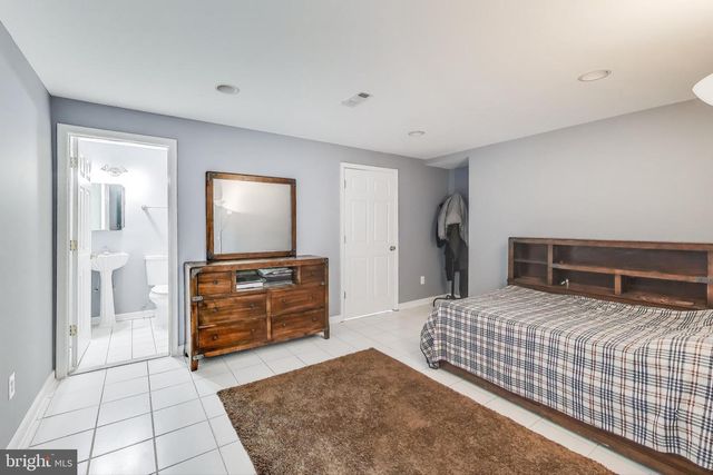 42647 HARRIS ST, Chantilly, VA 20152