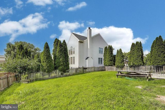 42647 HARRIS ST, Chantilly, VA 20152