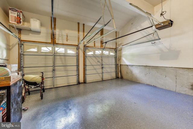 42647 HARRIS ST, Chantilly, VA 20152
