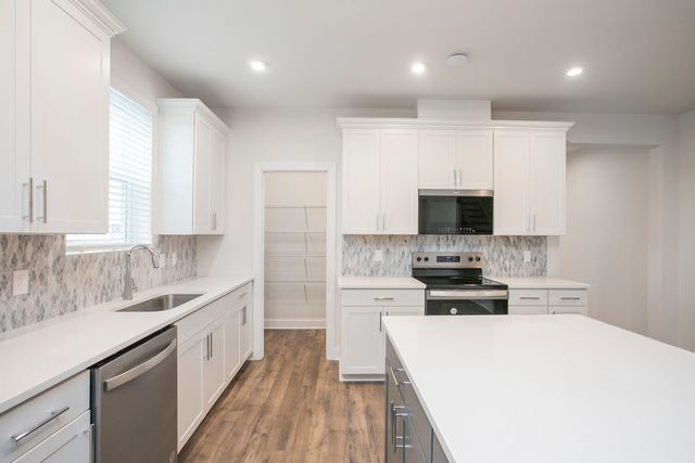 1234 Wallace Way, Hermitage, TN 37076