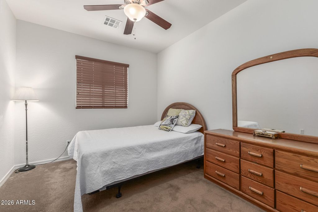 Image 27 of property listing at 21402 N 78TH Drive, Peoria, AZ 85382