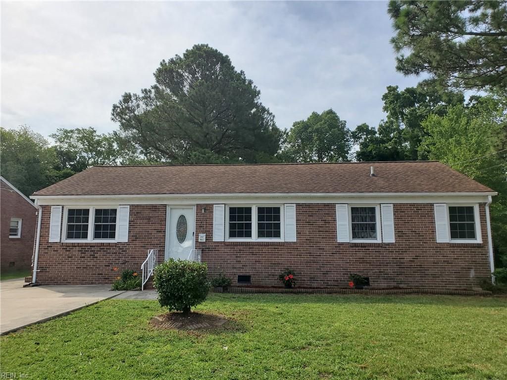 8 Sheralyn PL, Hampton, VA 23666
