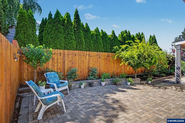 5743 Flairstone Dr SE, Salem, OR 97306