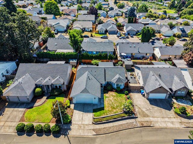 5743 Flairstone Dr SE, Salem, OR 97306