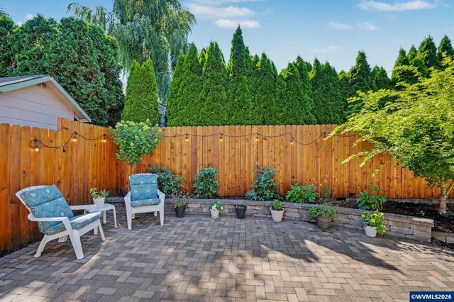 5743 Flairstone Dr SE, Salem, OR 97306