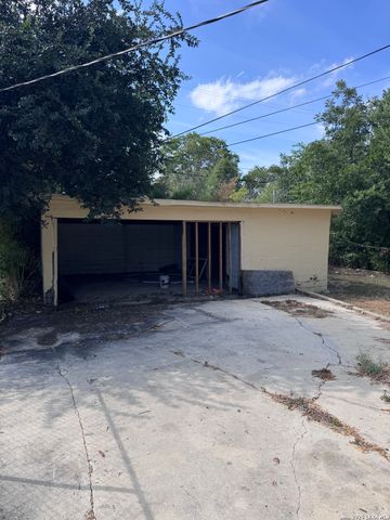 216 Avondale Ave, San Antonio, TX 78223