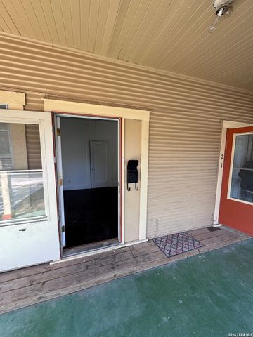 216 Avondale Ave, San Antonio, TX 78223