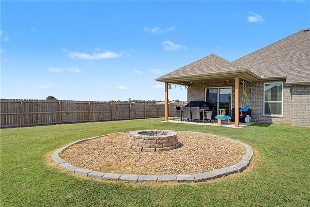 314 Coventry Avenue, Farmington, AR 72730