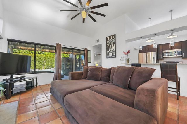 21 Ensenada Lane, Palm Desert, CA 92260