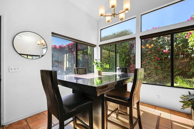 21 Ensenada Lane, Palm Desert, CA 92260