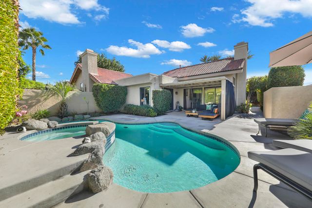 21 Ensenada Lane, Palm Desert, CA 92260