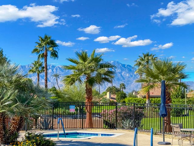 21 Ensenada Lane, Palm Desert, CA 92260