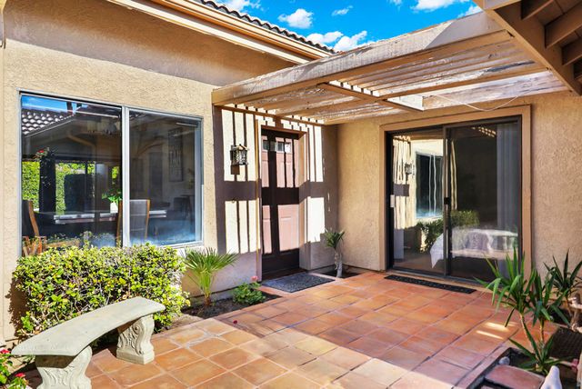 21 Ensenada Lane, Palm Desert, CA 92260