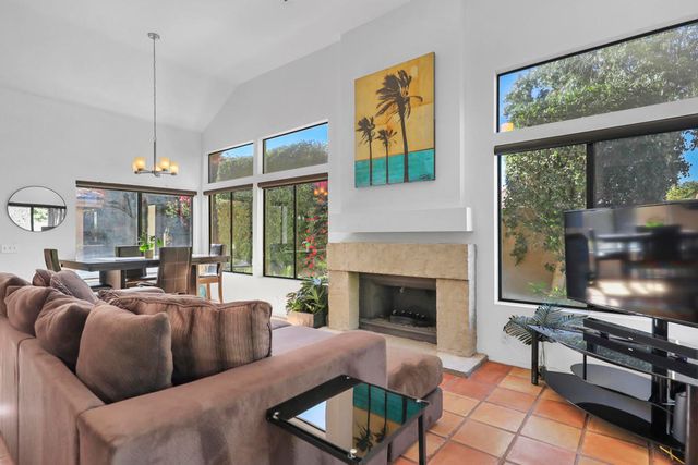 21 Ensenada Lane, Palm Desert, CA 92260