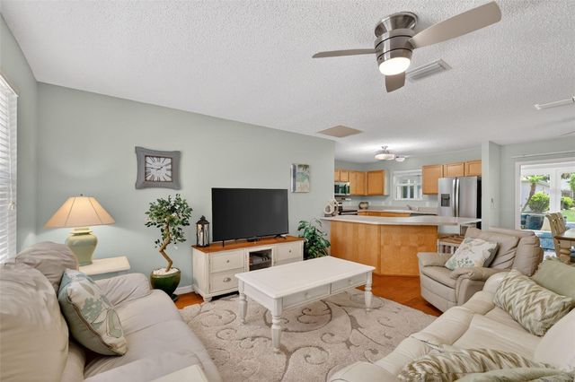 1060 GOLDEN GROVE DRIVE, The Villages, FL 32162