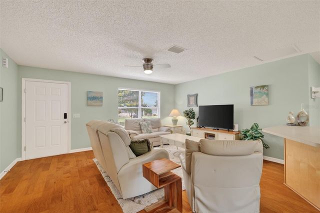 1060 GOLDEN GROVE DRIVE, The Villages, FL 32162