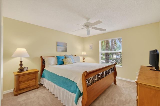 1060 GOLDEN GROVE DRIVE, The Villages, FL 32162