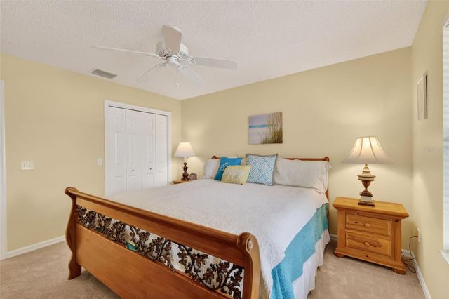 1060 GOLDEN GROVE DRIVE, The Villages, FL 32162