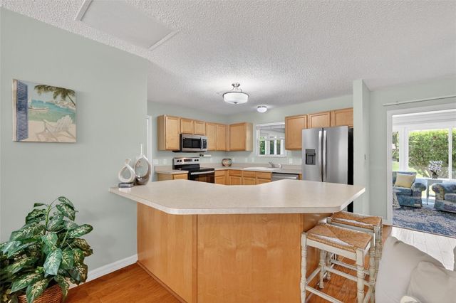 1060 GOLDEN GROVE DRIVE, The Villages, FL 32162