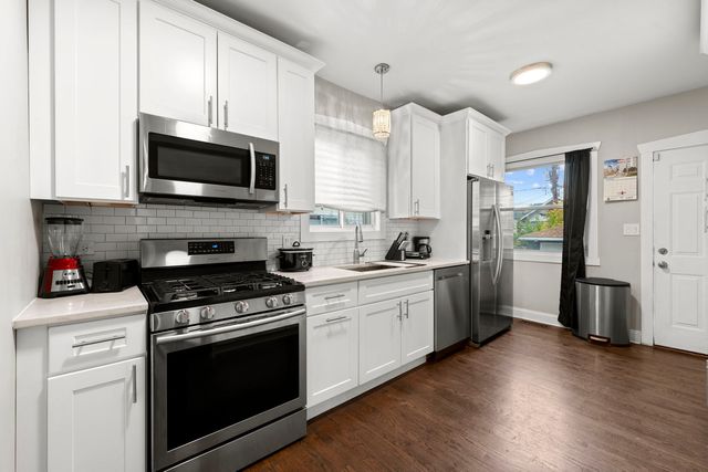 606 S 2nd Avenue, Maywood, IL 60153