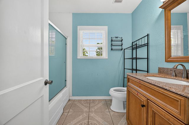 907 Buckalew Street, Dallas, TX 75208