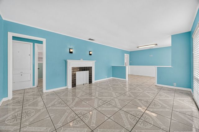907 Buckalew Street, Dallas, TX 75208