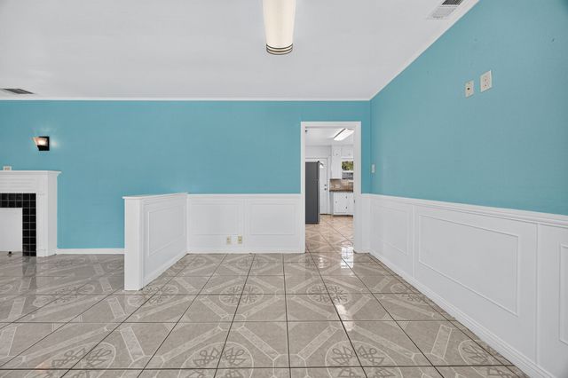 907 Buckalew Street, Dallas, TX 75208