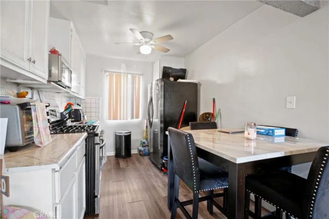 8711 Avalon, Los Angeles, CA 90003