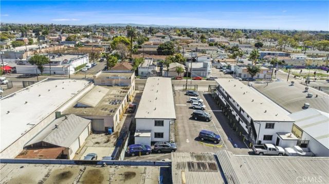 8711 Avalon, Los Angeles, CA 90003