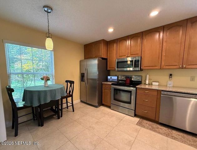 3666 CLUBHOUSE Drive B, Green Cove Springs, FL 32043