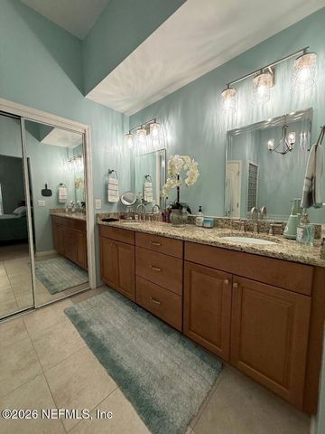 3666 CLUBHOUSE Drive B, Green Cove Springs, FL 32043