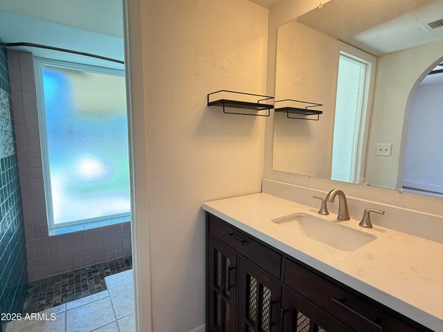 3155 E El Moro Avenue, Mesa, AZ 85204